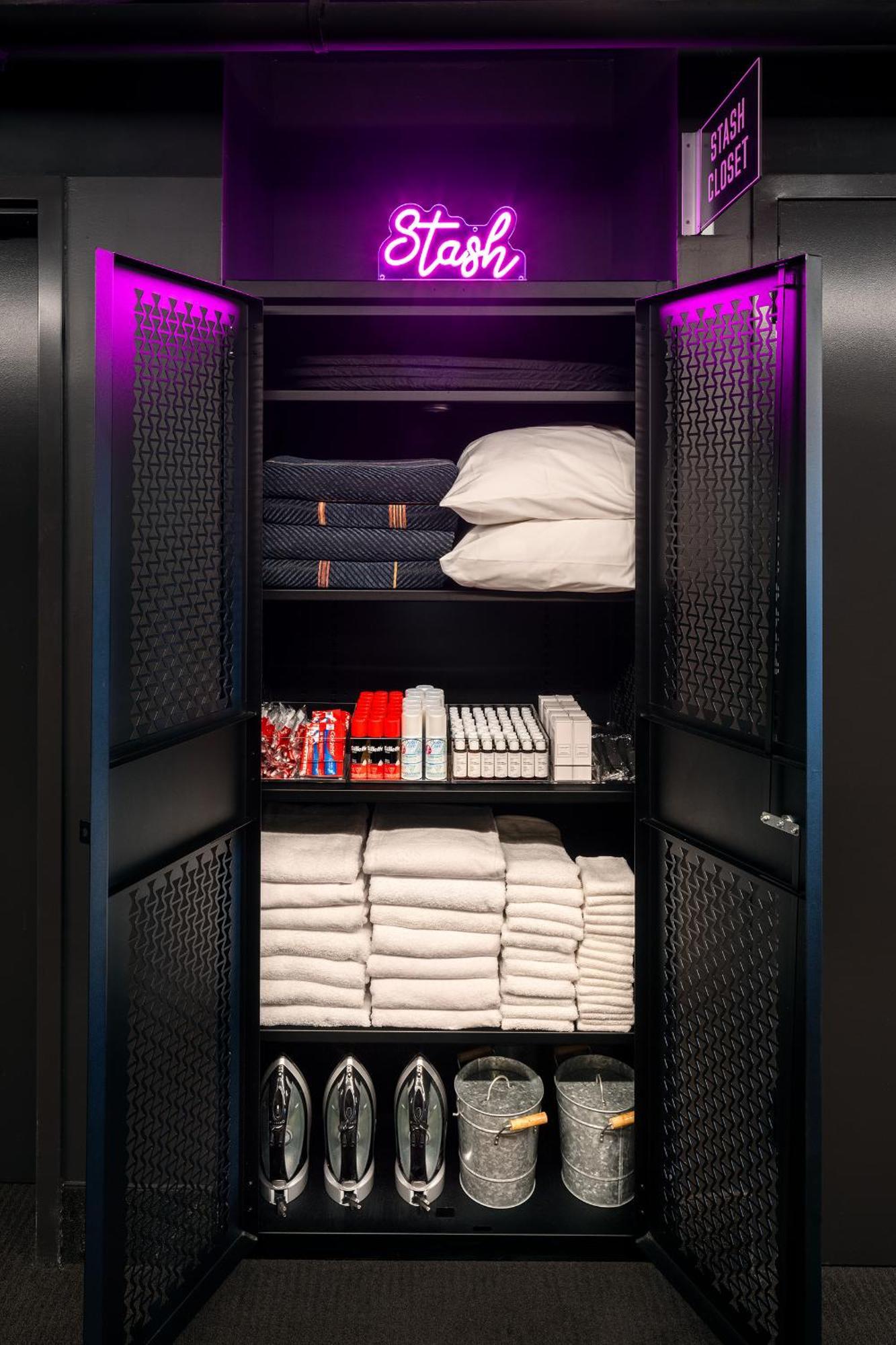Moxy Springfield Downtown Hotel Ngoại thất bức ảnh