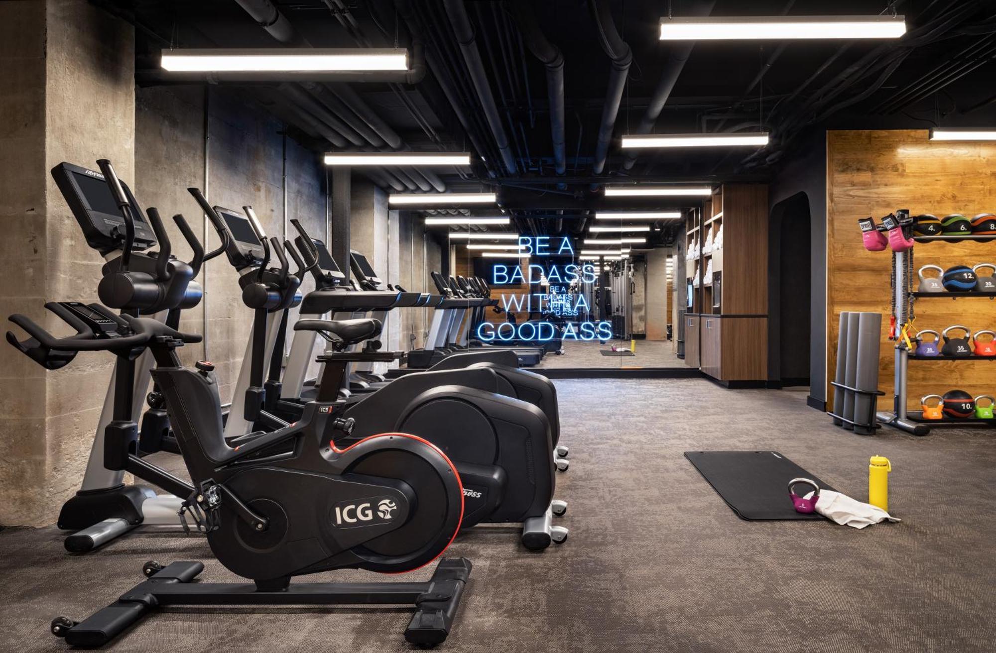 Moxy Springfield Downtown Hotel Ngoại thất bức ảnh