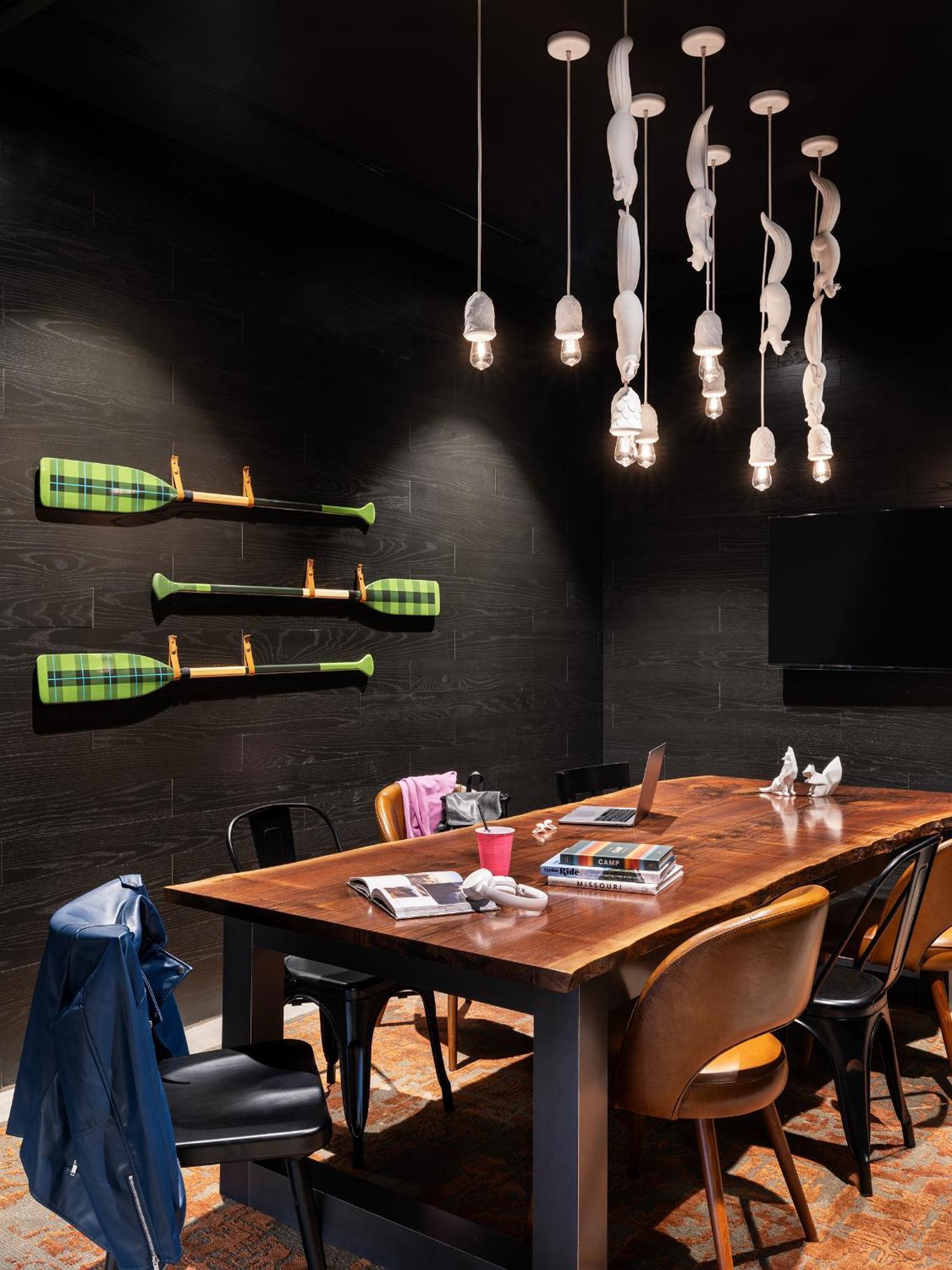 Moxy Springfield Downtown Hotel Ngoại thất bức ảnh